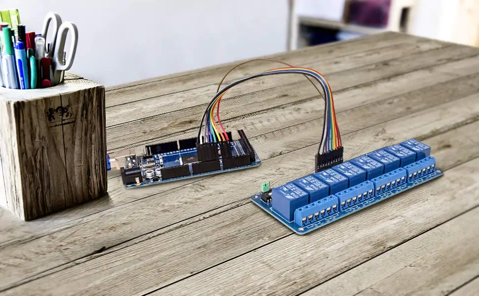 SunFounder 4 Channel 5V Relay Shield Module SunFounder 4 Channel 5V Relay Shield Module