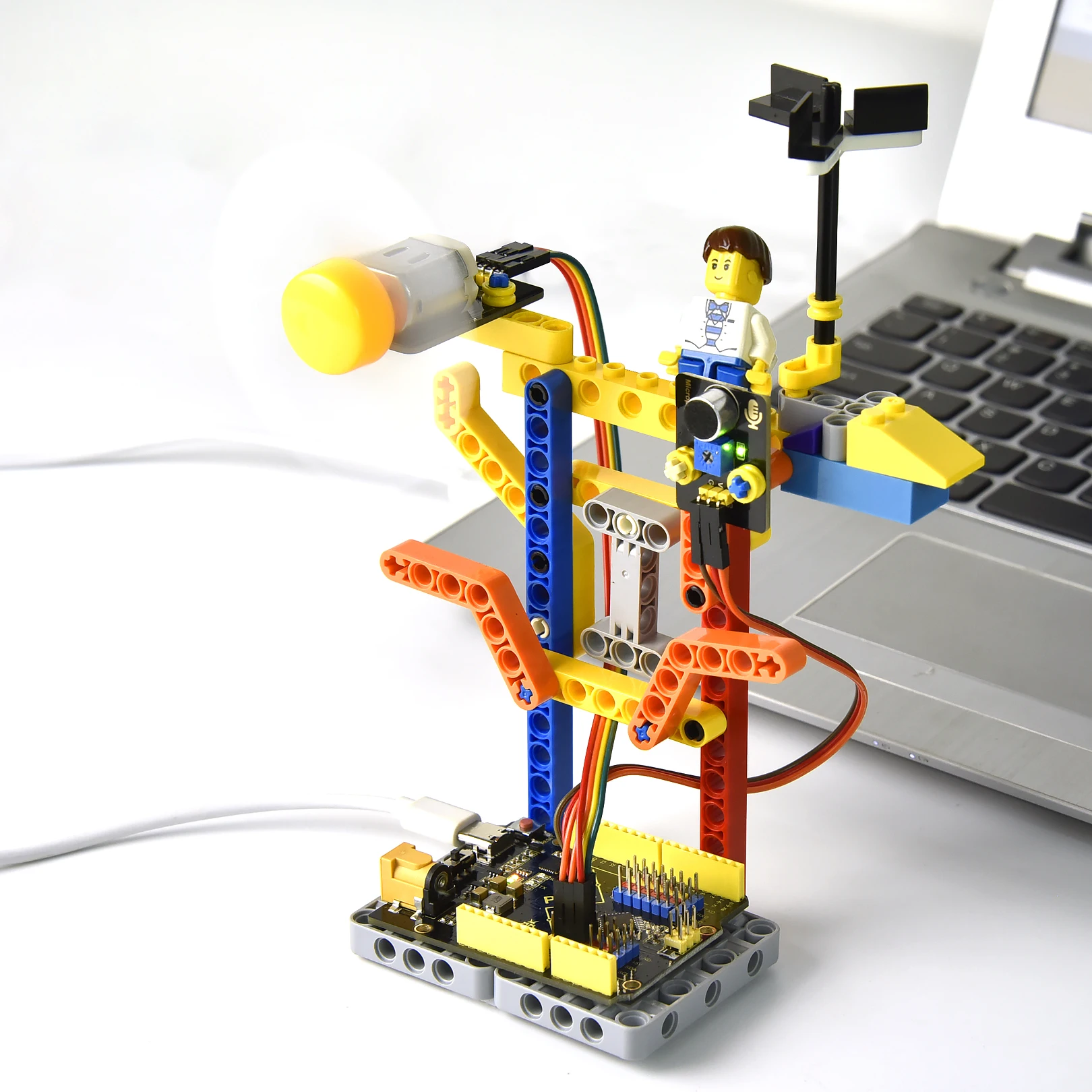 Keyestudio Ultimate IOT Super Starter Kit for Arduino Kit Electronics DIY Project Scratch /C ++ Programming 35Projects Keyestudio Ultimate IOT Super Starter Kit for Arduino Kit Electronics DIY Project Scratch /C ++ Programming 35Projects